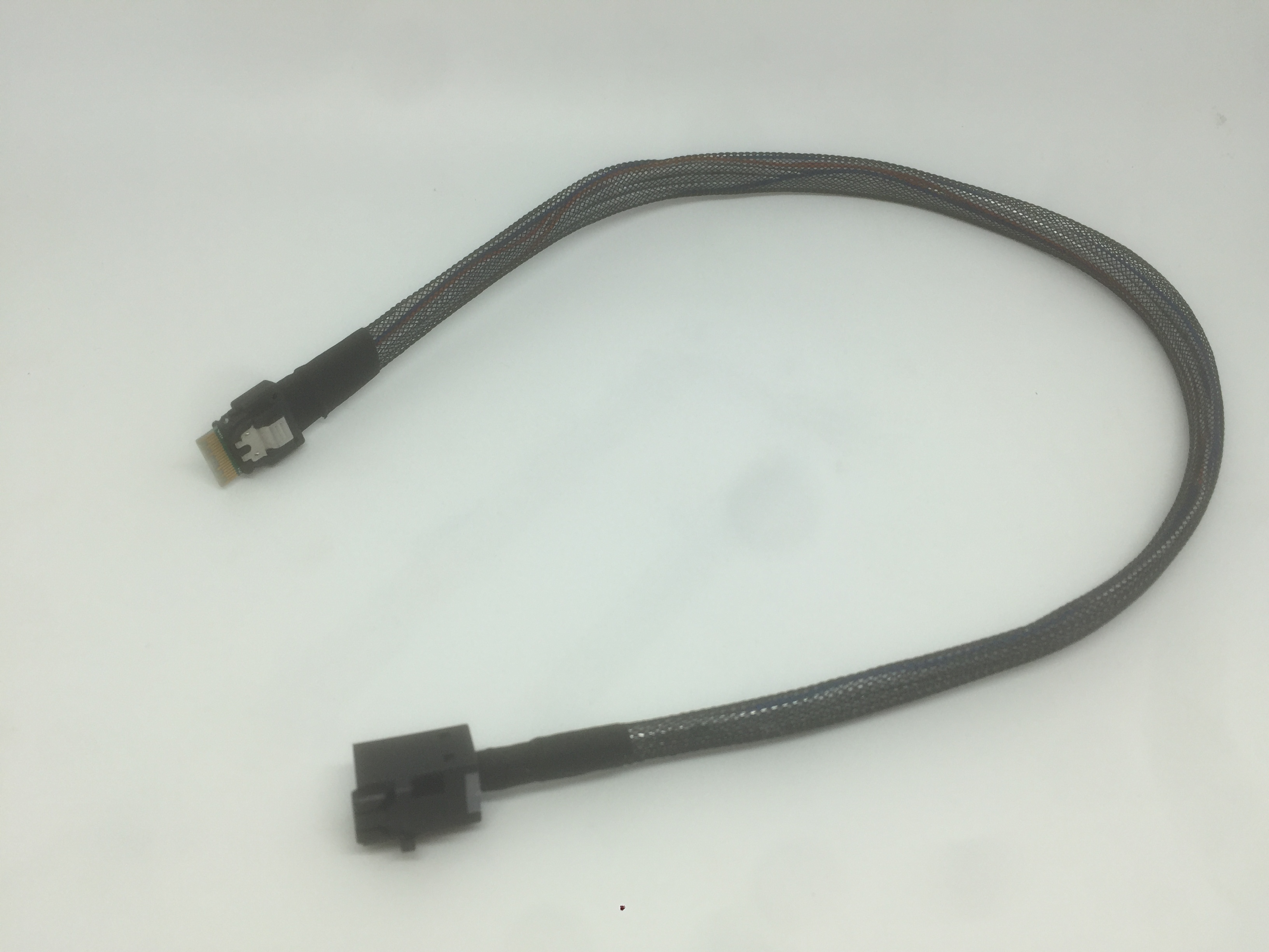 mini sas cable HD8643